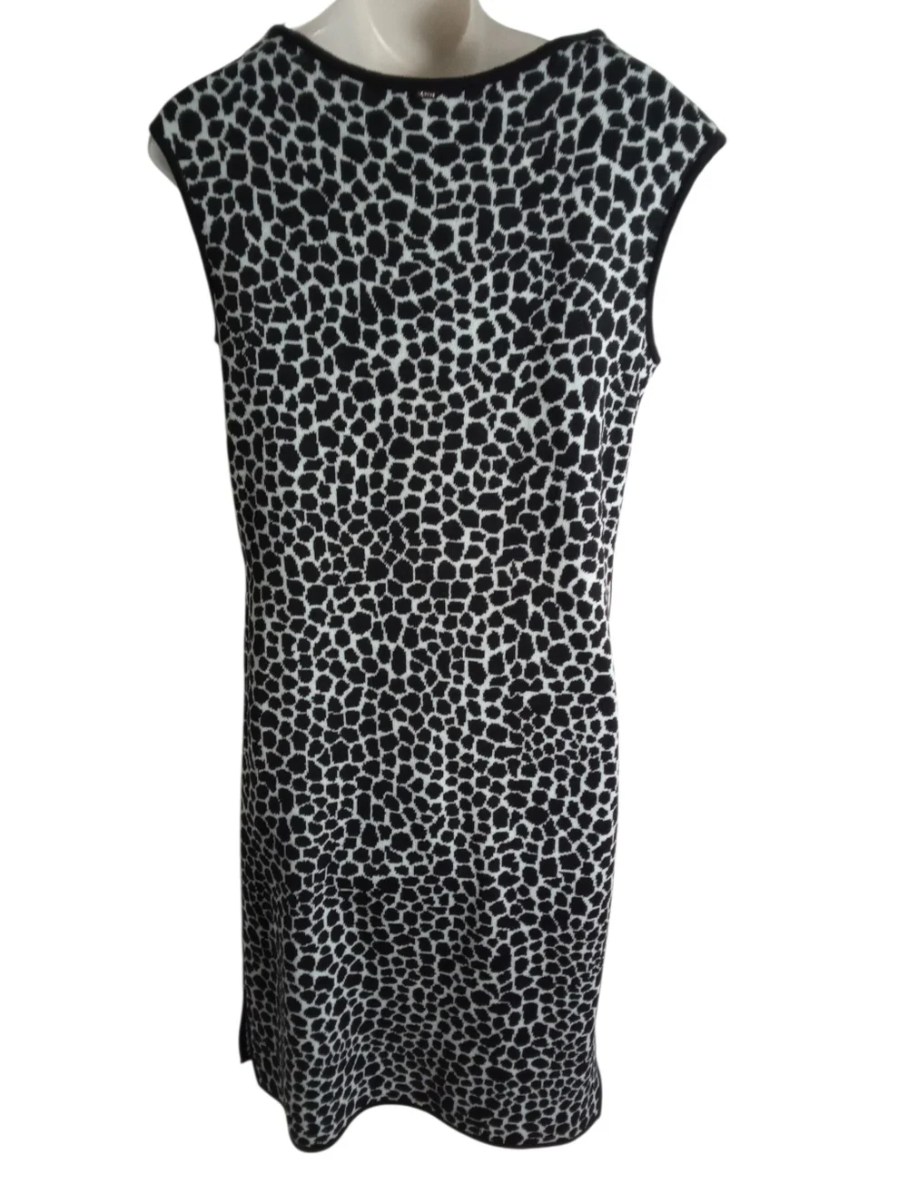 St John Sport Knit Dress Sleeveless Animal Print Shift Designer Classic Dress P